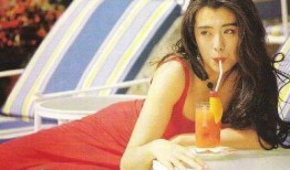 女明星推特被爆料视频,推特风波引发热议！